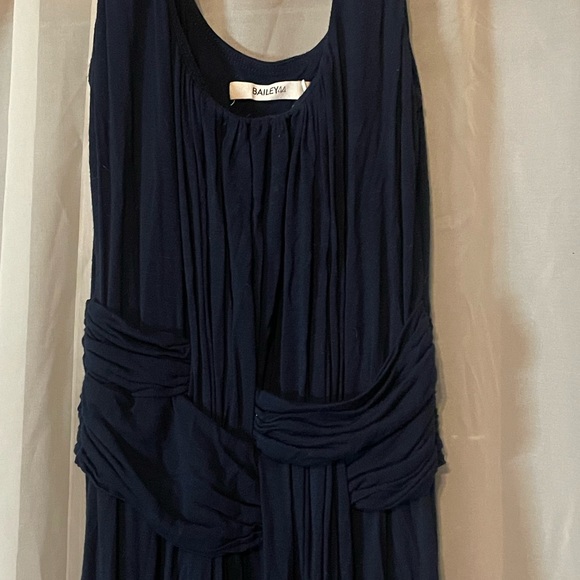 Dress - Picture 3 of 5